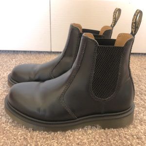 Dr. Martens Smooth Leather Chelsea Boots (#2976)